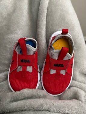 Toddler nike